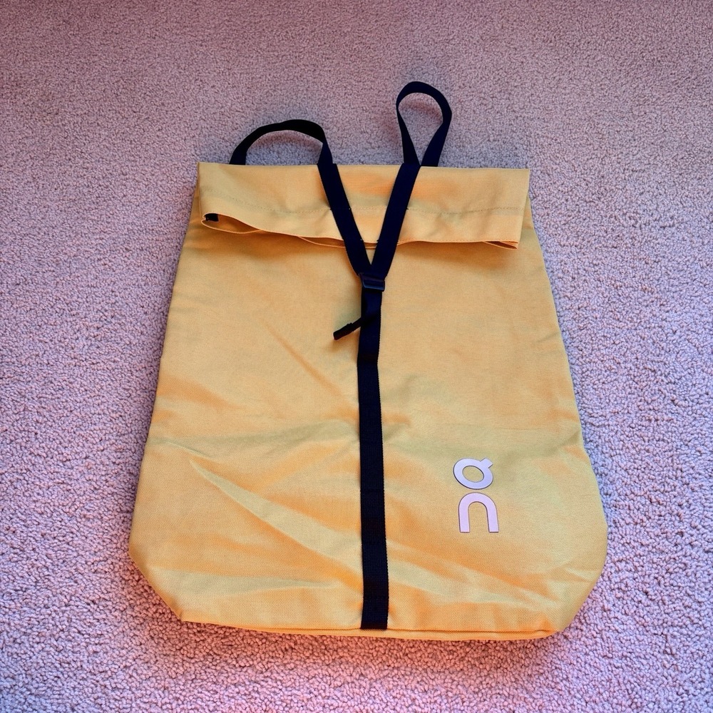 On Cloud Ambassador Backpack Tote Running Bag Unisex Yellow Pack Bag Reflective